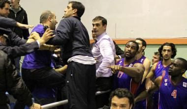 Ποιος είδε τον Μπαρτζώκα και δεν τον φοβήθηκε