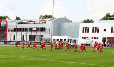 Επίθεση με… μπογιά στα γραφεία της Μπάγερν