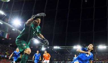 Απολογήθηκε ο Μπουφόν