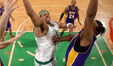 Ο Pierce οδήγησε τους Celtics στο 1-0