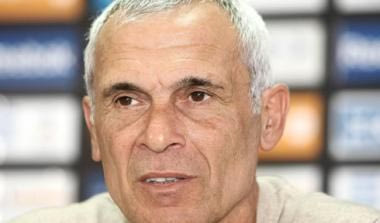 Κούπερ: “Είμαστε υποχρεωμένοι να κερδίζουμε παντού”