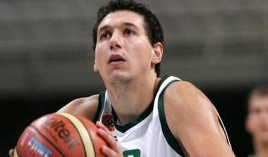 Διαμαντίδης: “Το μυαλό μας δεν τρέχει στον Ολυμπιακό”