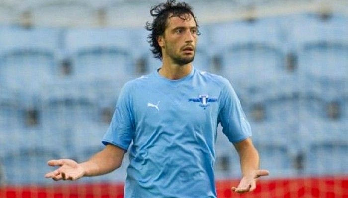 Φέρνει τον Γιάγκο για δοκιμή