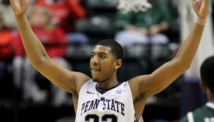 Νέος ψηλός στον Ηλυσιακό