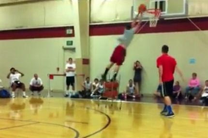 Επικές πτώσεις σε προσπάθειες για κάρφωμα