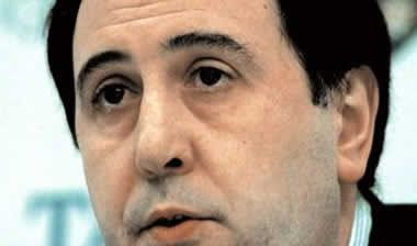 O πρωταθλητής Σπάχια κινδυνεύει με απόλυση