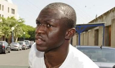 Αγωνιά για την κόρη του ο Κονέ