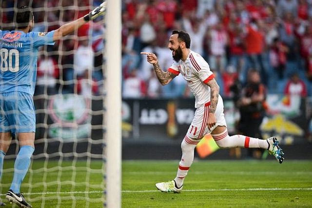 Δύο γκολ ο Μήτρογλου στον τελικό του Λιγκ Καπ