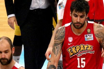 Μηνύματα συμπαράστασης από τον κόσμο στον Πρίντεζη