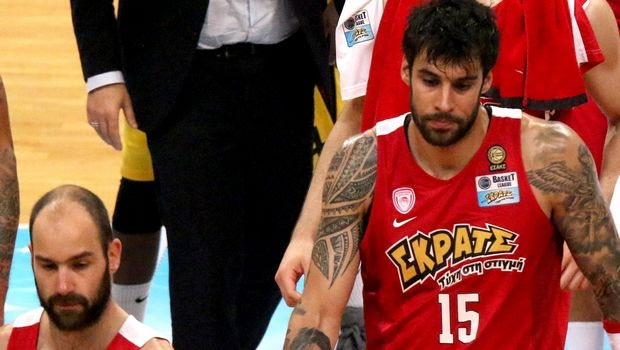 Μηνύματα συμπαράστασης από τον κόσμο στον Πρίντεζη