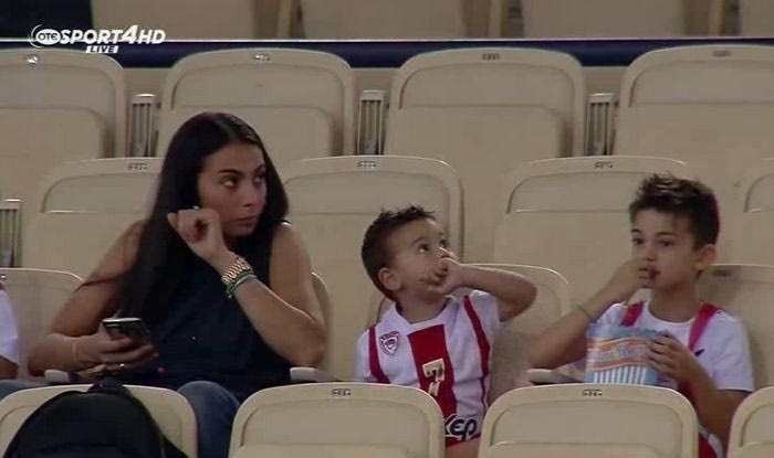 Από νωρίς στο ΣΕΦ η Ολυμπία Χοψονίδου