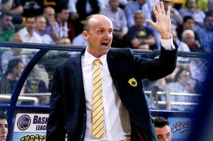 Ζντοβτς: “Έως και 3 μήνες έξω ο Μαυροκεφαλίδης”!