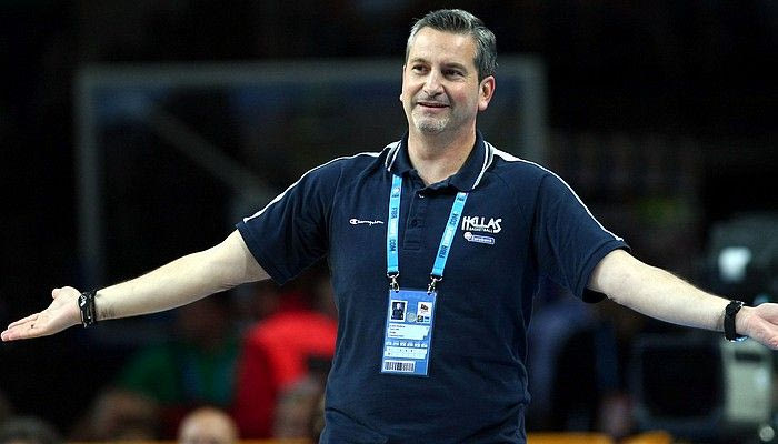 Ζούρος: “Δεν έχω το χρόνο ν’ αφιερωθώ”