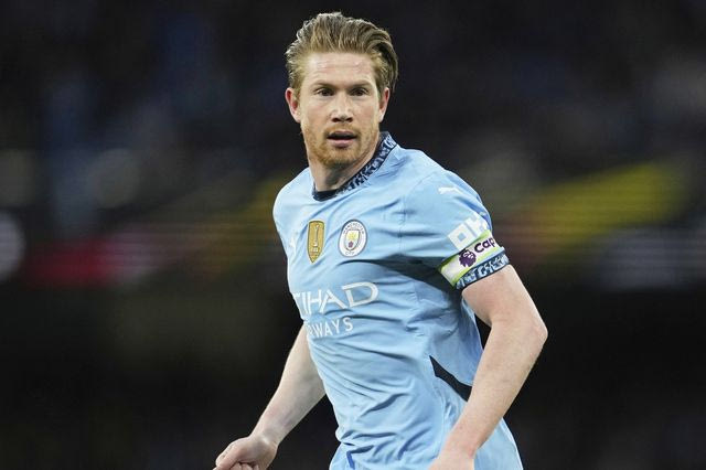 Νάπολι και Λίβερπουλ κονταροχτυπιούνται για την υπογραφή του Ντε Μπρόινε