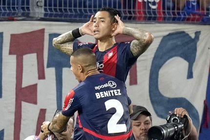 Η Σέρο Πορτένιο έθεσε εκτός πλάνων τον Αραούχο, σε αναζήτηση ομάδας ο Αργεντινός