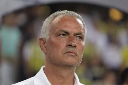 Ο Special One ξαναχτυπά, αστέρας της Παρί αφήνει τον Λουίς Ενρίκε για τα φώτα της Πόλης