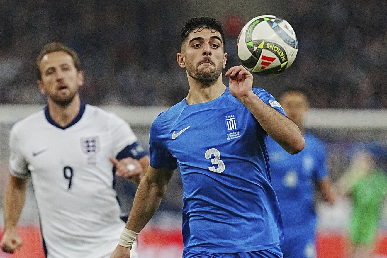 Στο Λίβερπουλ γράφουν για τον Έλληνα “νέο Φαν Ντάικ”, που μπήκε στο μάτι του Σλοτ