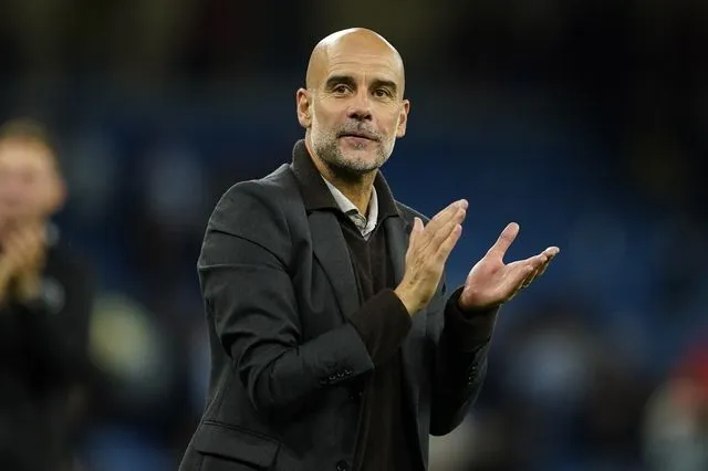 Μπαρτσελόνα όπως παλιά: Ο Γκουαρδιόλα αποθεώνει τον Φλικ και τον συσχετίζει με τον Κρόιφ