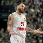 Ο Μάικ Τζέιμς έμαθε μέσω social media ότι τιμωρήθηκε από τη EuroLeague